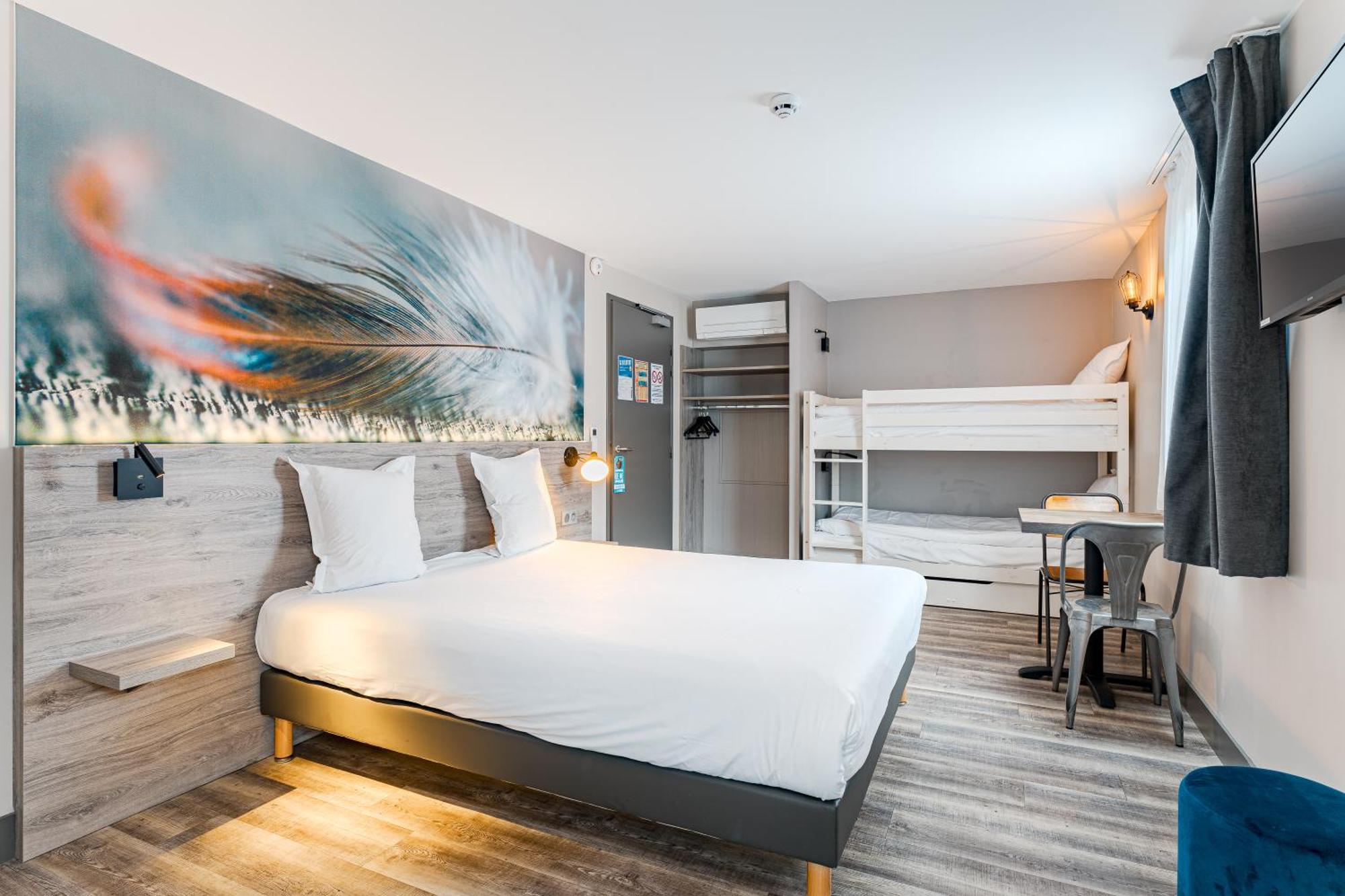 Kyriad Direct Tours Sud - Chambray Les Tours Zewnętrze zdjęcie